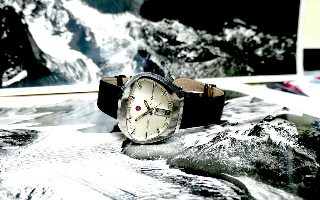 Rado Cobra 404 : une montre au design audacieux et intemporel