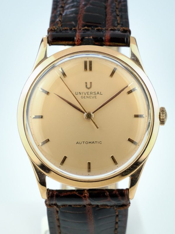 Universal Genève  Bumper 36,5 mm – Réf. 10216 Or rose 18 carats